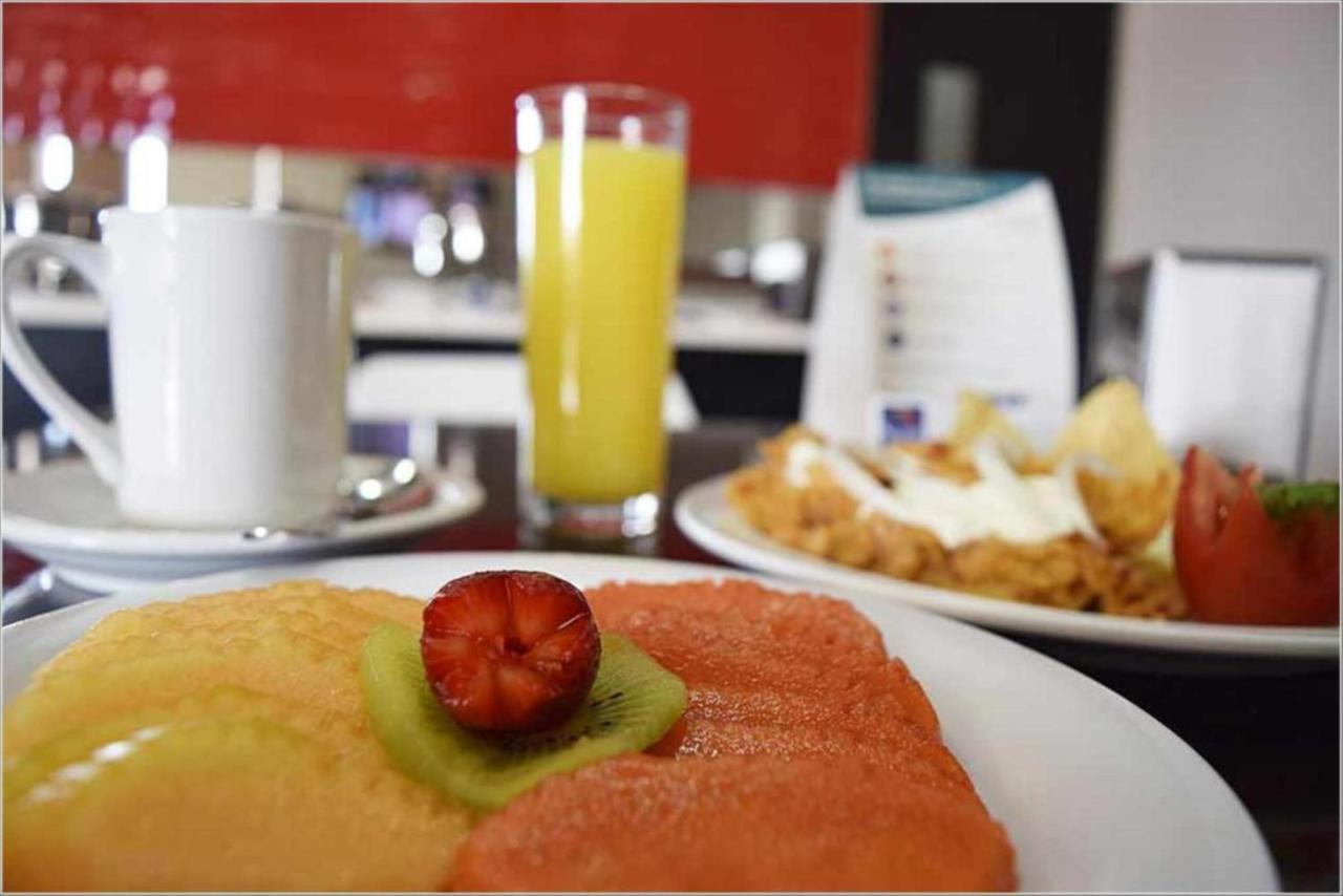 Sleep Inn Guadalajara Galerias Екстер'єр фото
