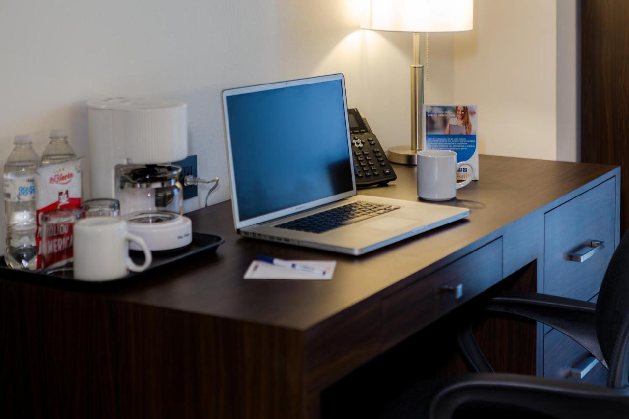 Sleep Inn Guadalajara Galerias Екстер'єр фото
